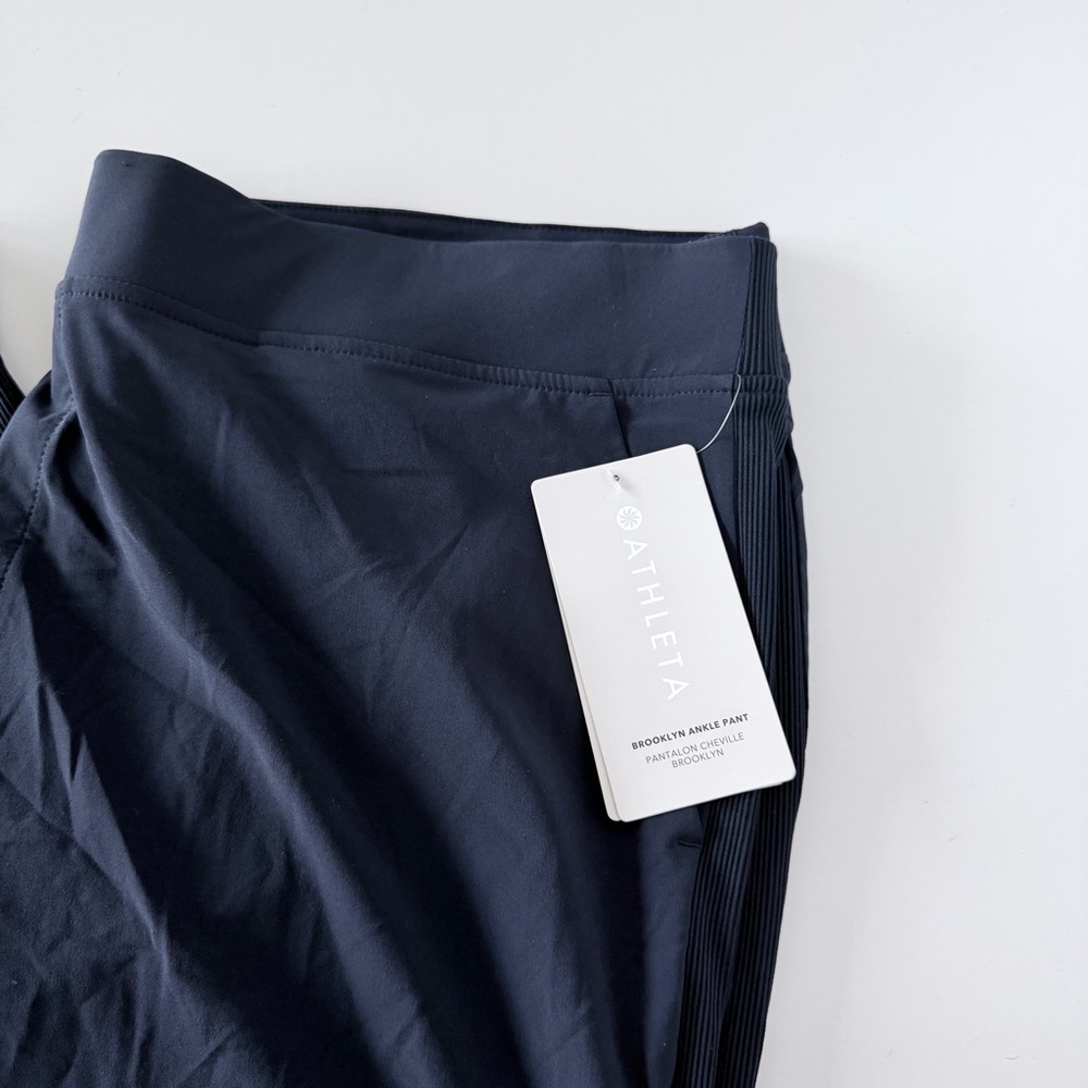 NWT Athleta Brooklyn Mid Rise Ankle Pant Navy Size 18 - Picture 3 of 8